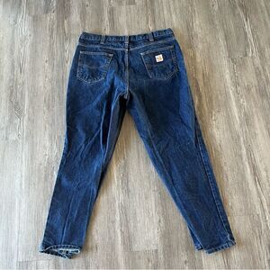 Carhartt Men's 38 x 30 Dark Wash Denim Jeans.
